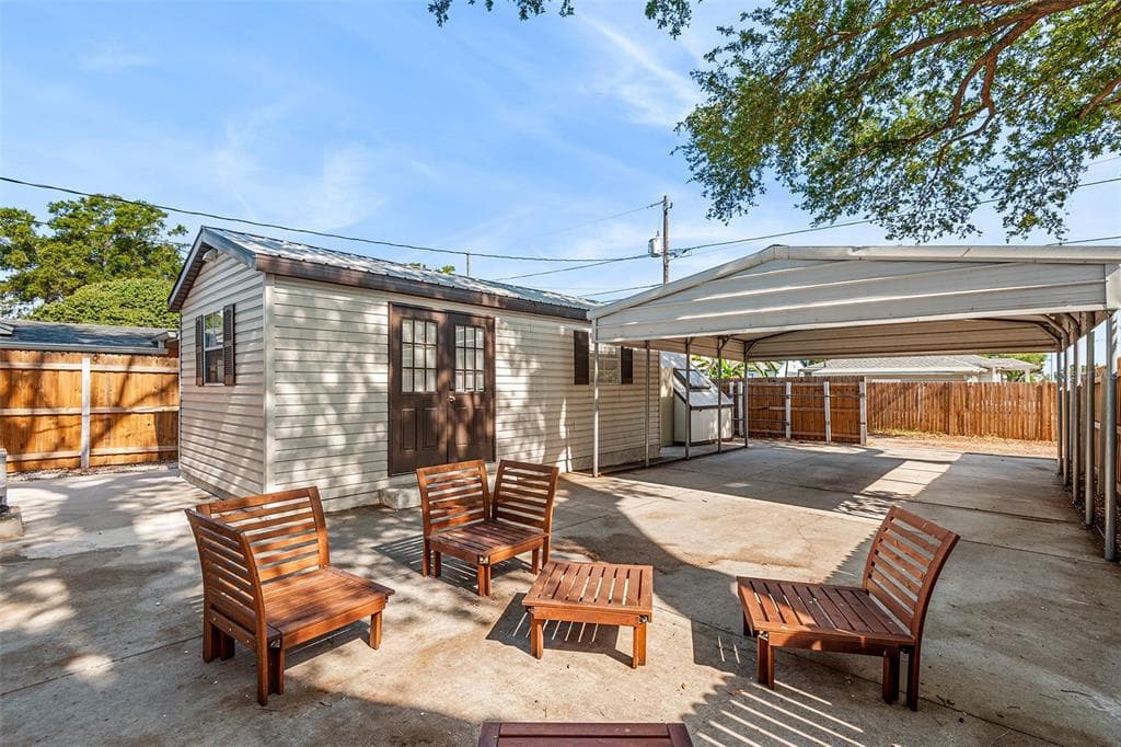 810 22ND STREET N UNIT B ST PETERSBURG, FL 33713