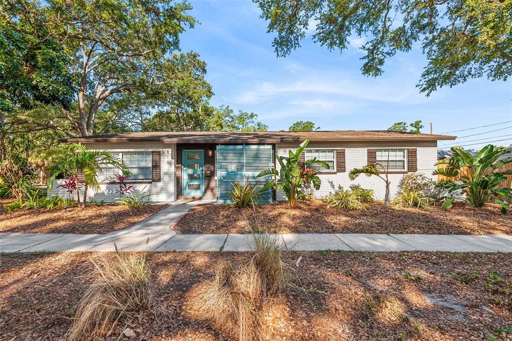 810 22ND STREET N UNIT A ST PETERSBURG, FL 33713