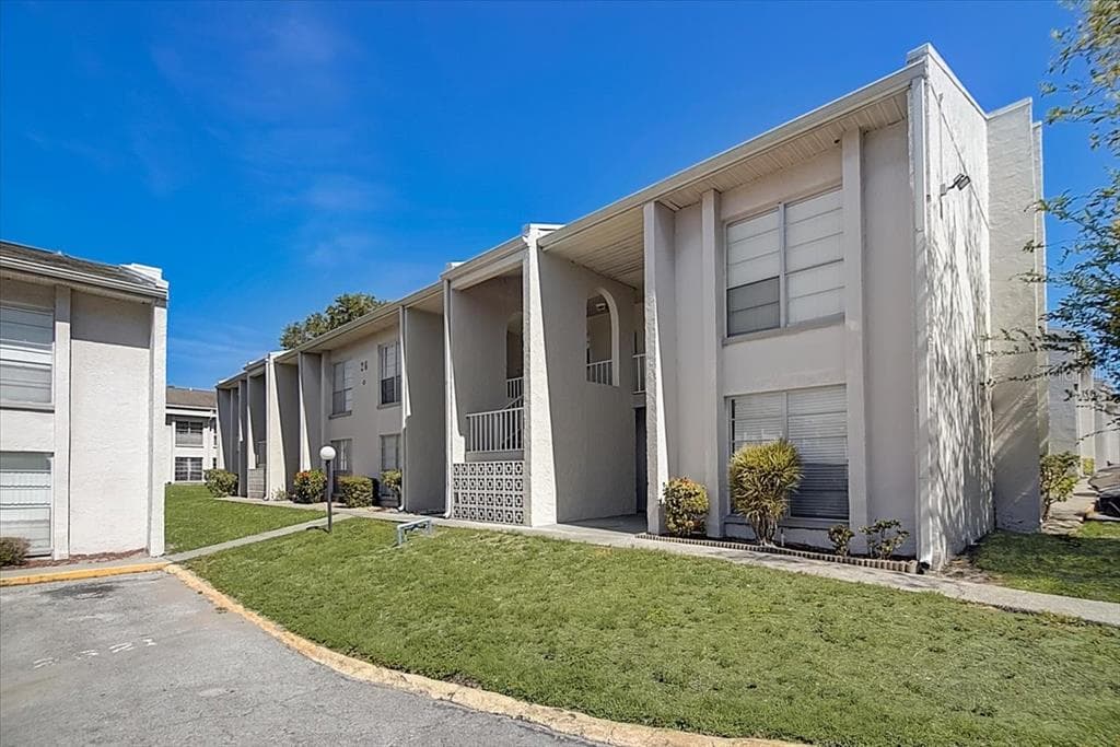 2625 STATE ROAD 590 UNIT 2613 CLEARWATER, FL 33759