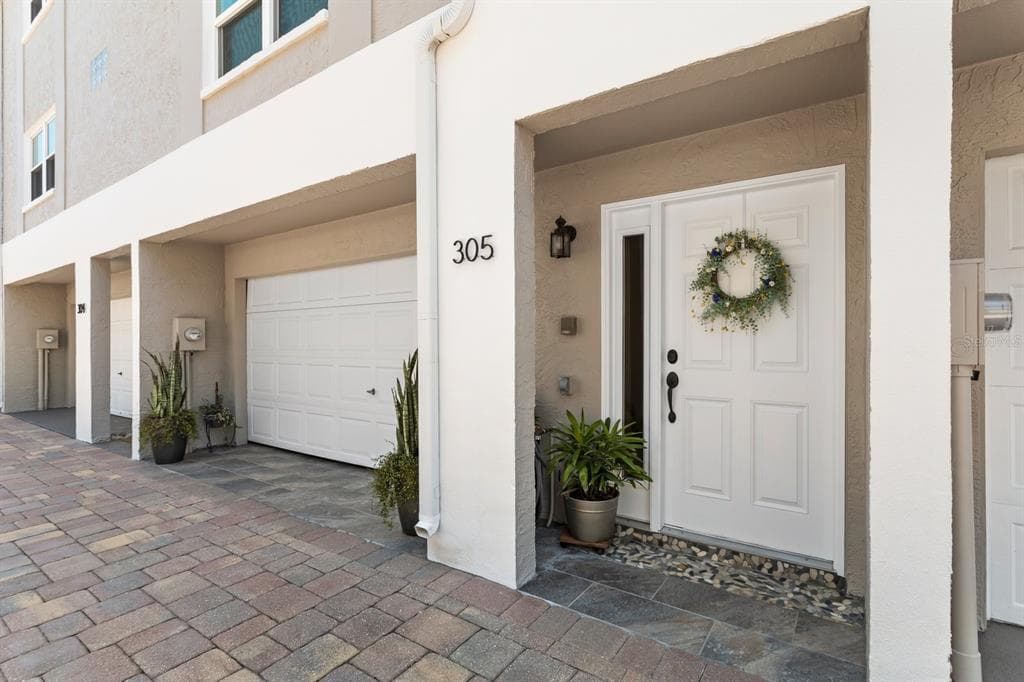1117 PINELLAS BAYWAY S UNIT 305