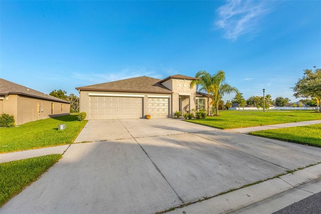 6316 COBBLE BLISS STREET ZEPHYRHILLS, FL 33541