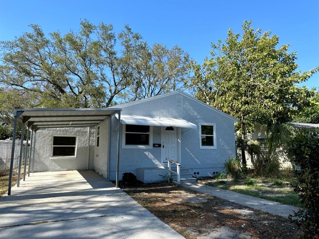 4635 10TH AVENUE S ST PETERSBURG, FL 33711