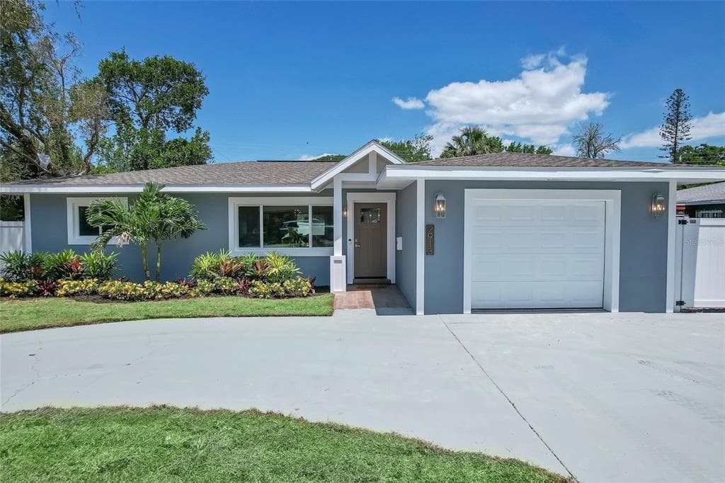2913 PONCE DE LEON WAY S ST PETERSBURG, FL 33712