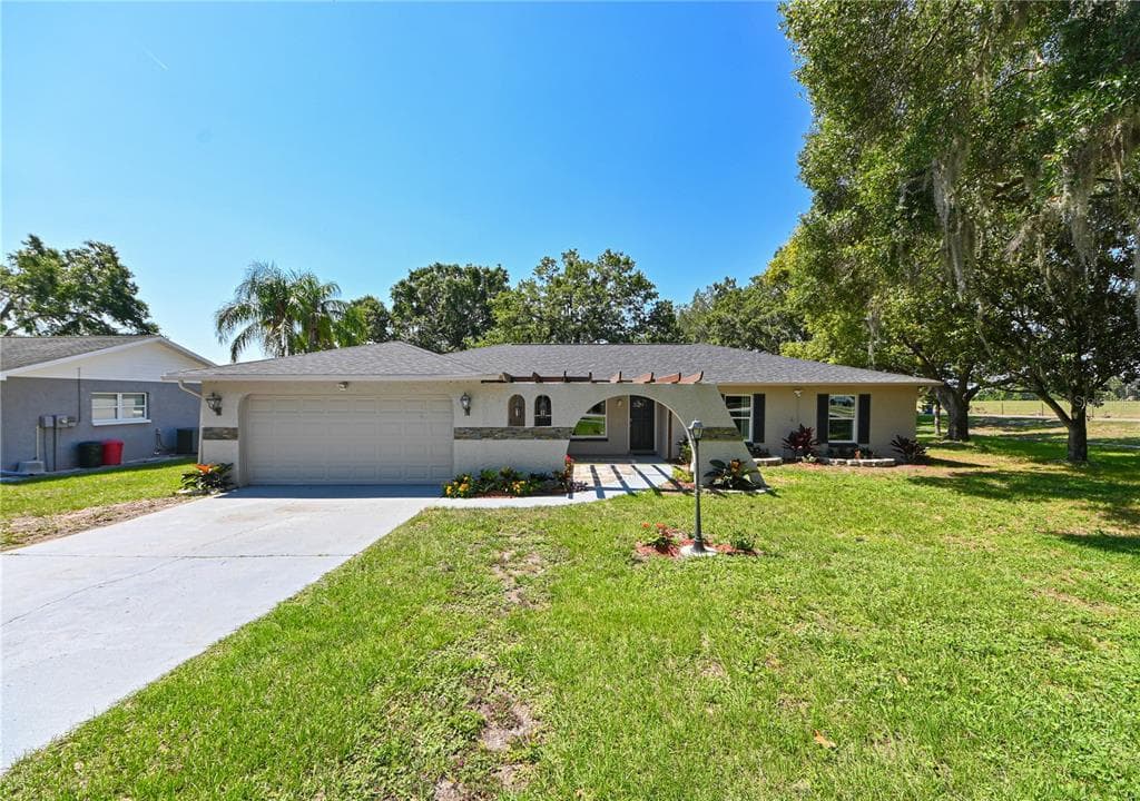 2201 SUMMIT VIEW DRIVE