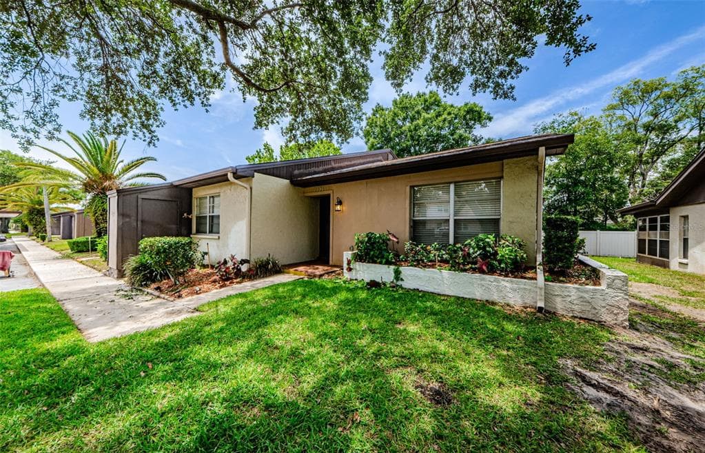 1123 BOWSPRIT LANE UNIT , HOLIDAY, FL 34691