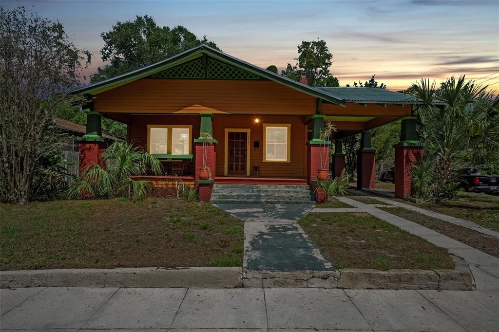 5601 N SUWANEE AVENUE TAMPA, FL 33604