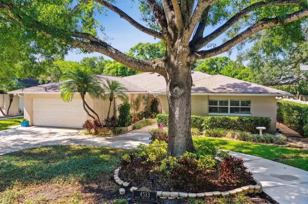 4513 W MELROSE AVENUE TAMPA, FL 33629