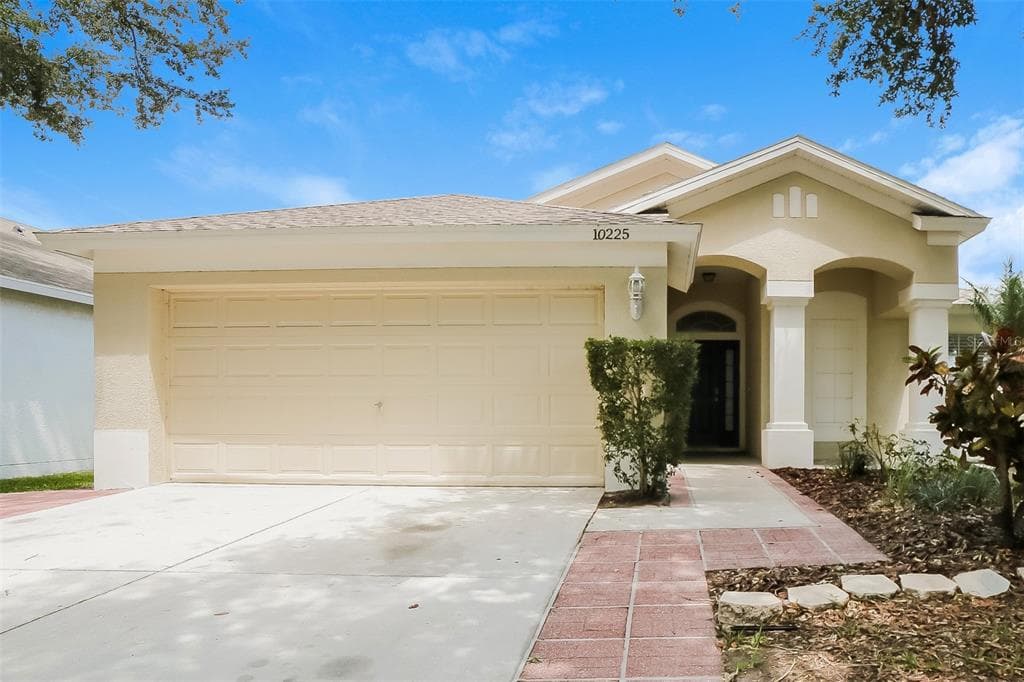 10225 HUNTERS HAVEN BOULEVARD RIVERVIEW, FL 33578