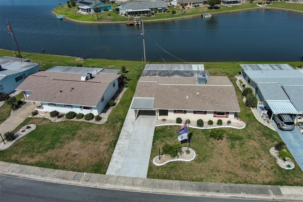 1740 COUNCIL DRIVE SUN CITY CENTER, FL 33573