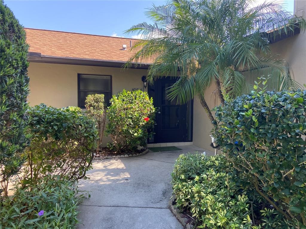 1654 NASH COURT DUNEDIN, FL 34698