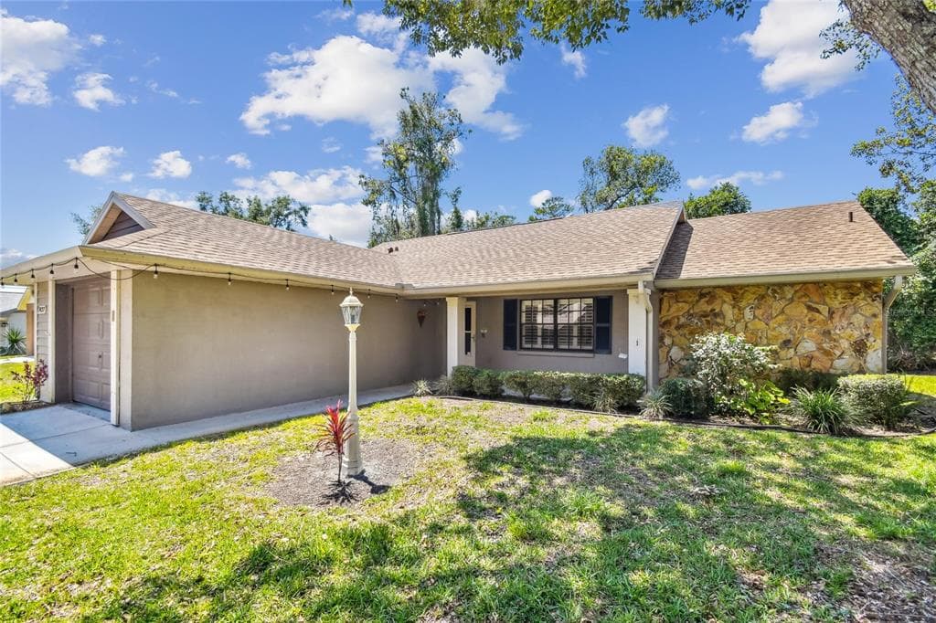 7437 BALTUSROL DRIVE NEW PORT RICHEY, FL 34654