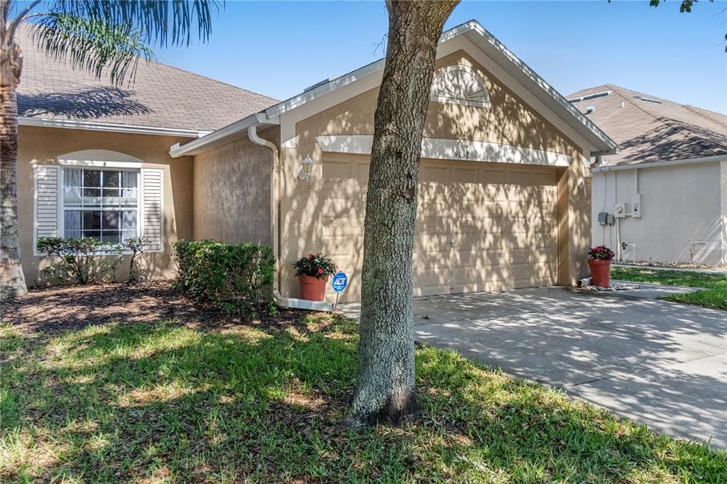 9068 SOUTHERN CHARM CIRCLE BROOKSVILLE, FL 34613