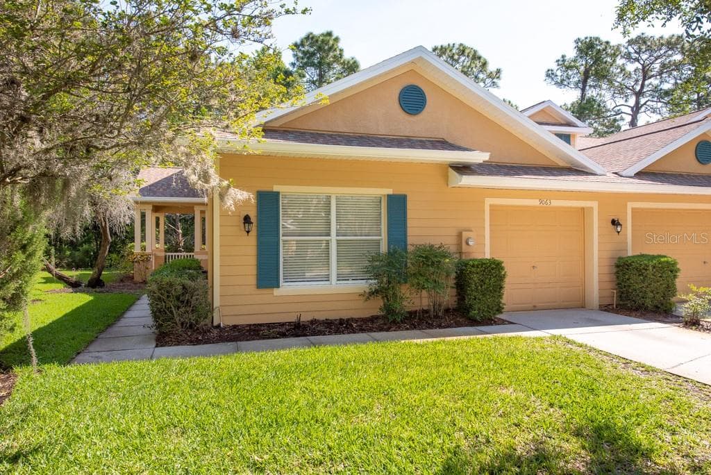 9063 IRON OAK AVENUE TAMPA, FL 33647