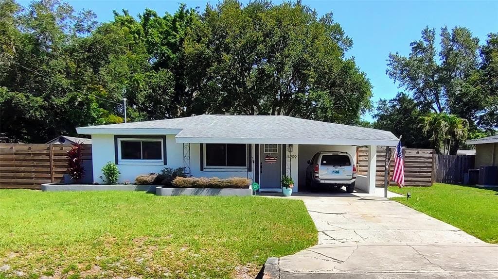 4209 LARKIN STREET SARASOTA, FL 34232