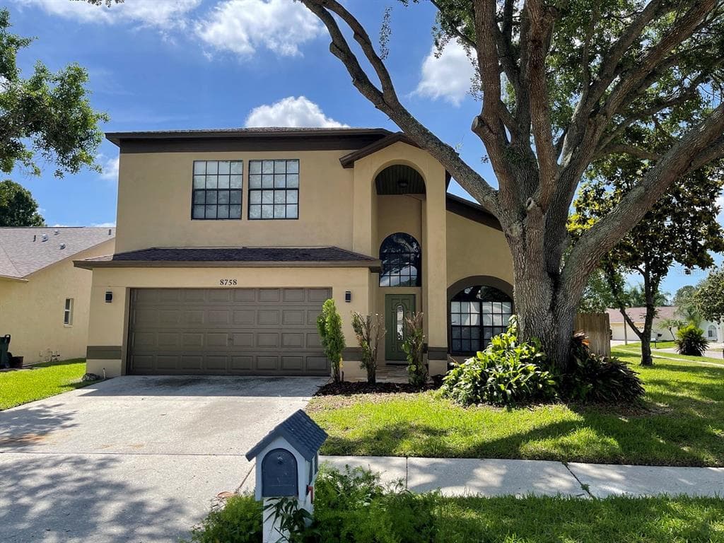 8758 HUNTFIELD STREET TAMPA, FL 33635