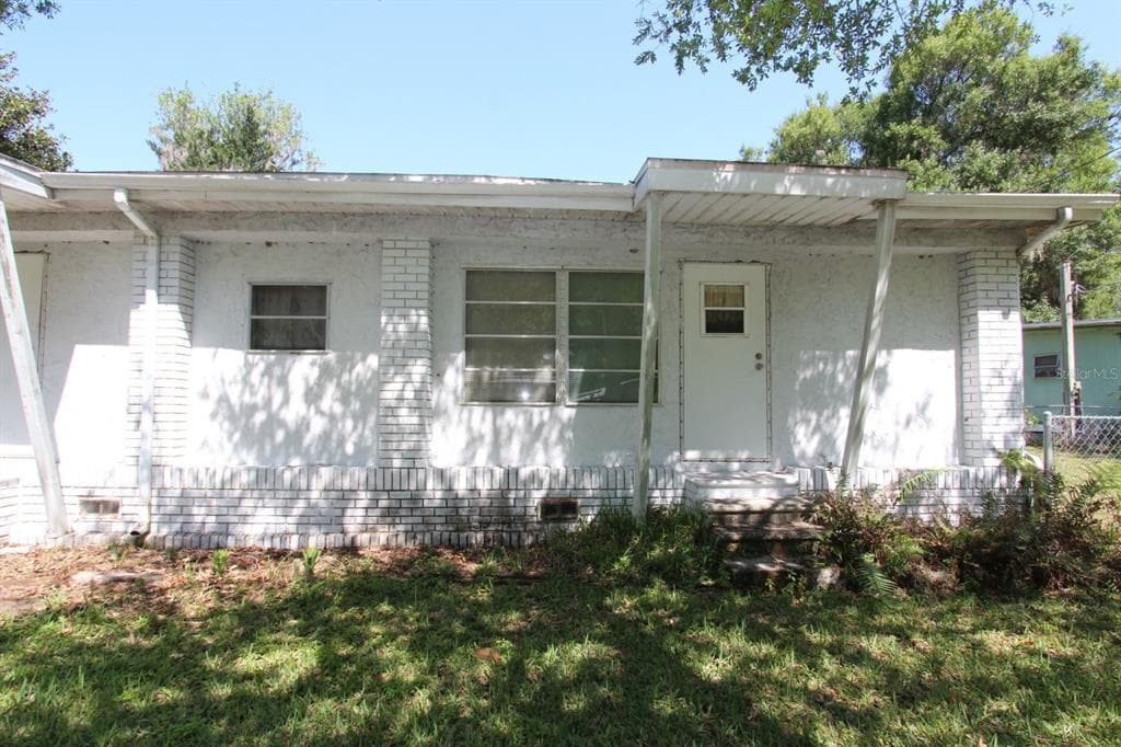 1055 STARDUST LANE LUTZ, FL 33548