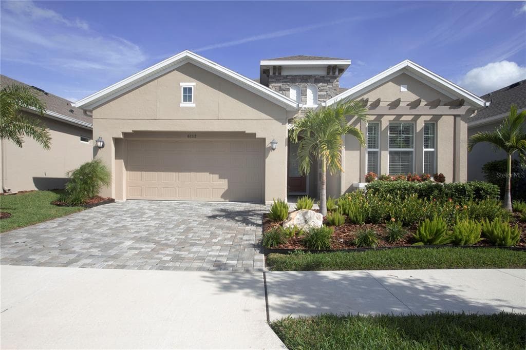 6112 THRUSHWOOD ROAD LITHIA, FL 33547