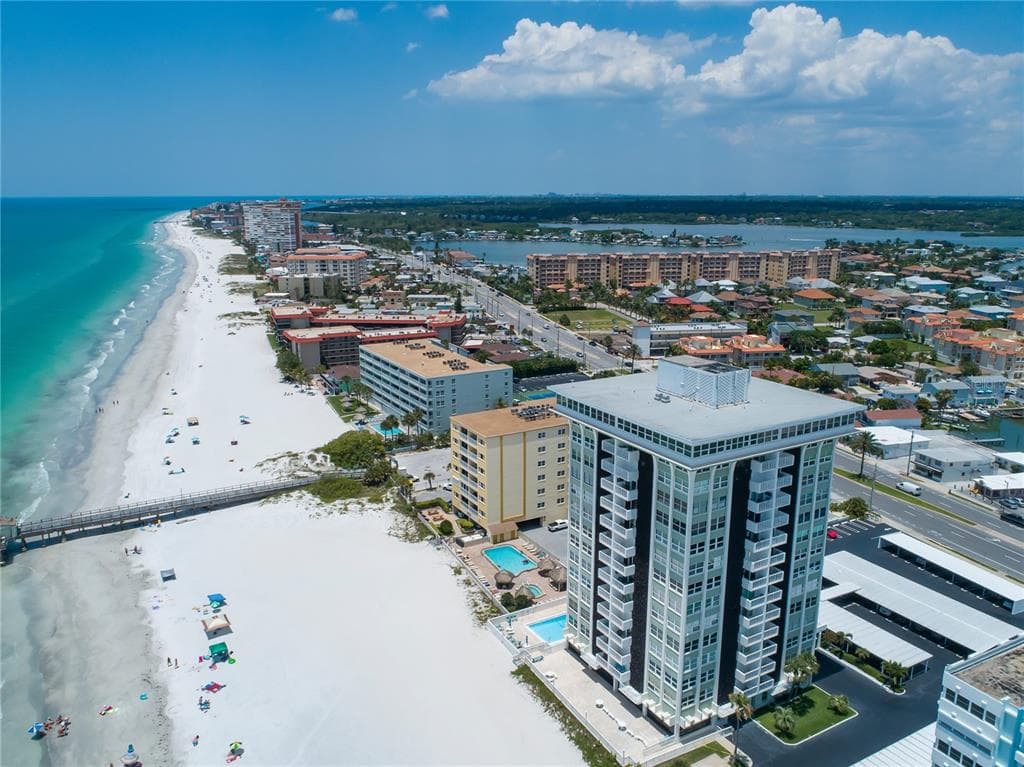 17408 GULF BOULEVARD UNIT 901