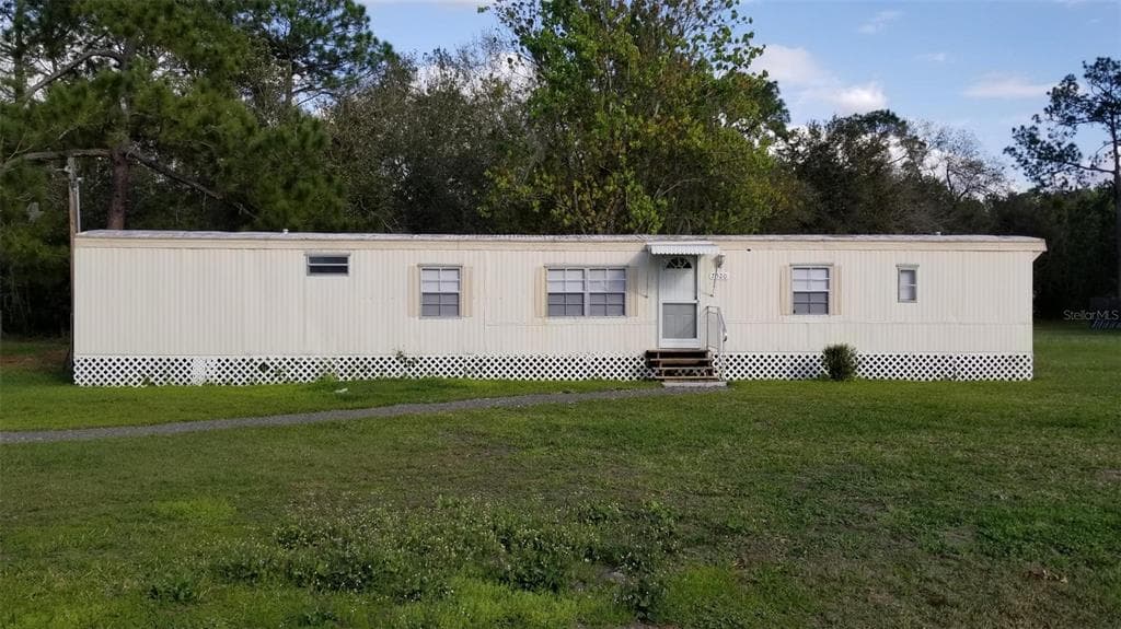 7520 LAND DRIVE