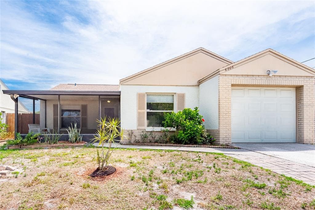 6806 S GABRIELLE STREET TAMPA, FL 33611