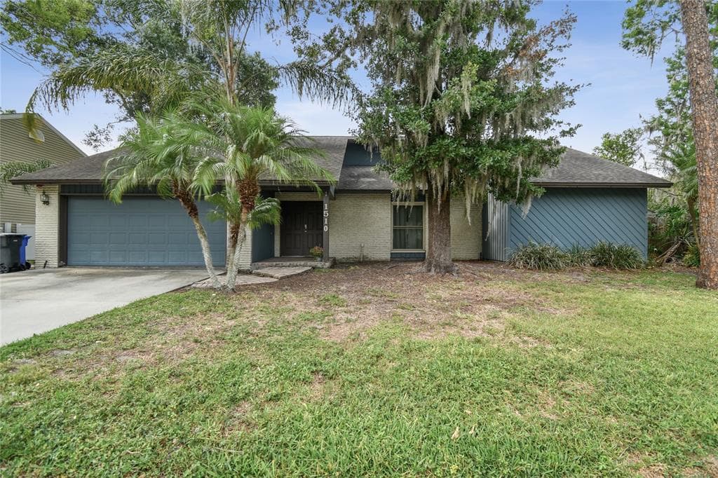 1510 NITTANY COURT VALRICO, FL 33596