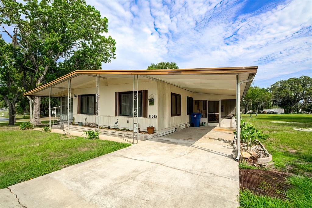 11545 FORMOSA STREET BROOKSVILLE, FL 34613