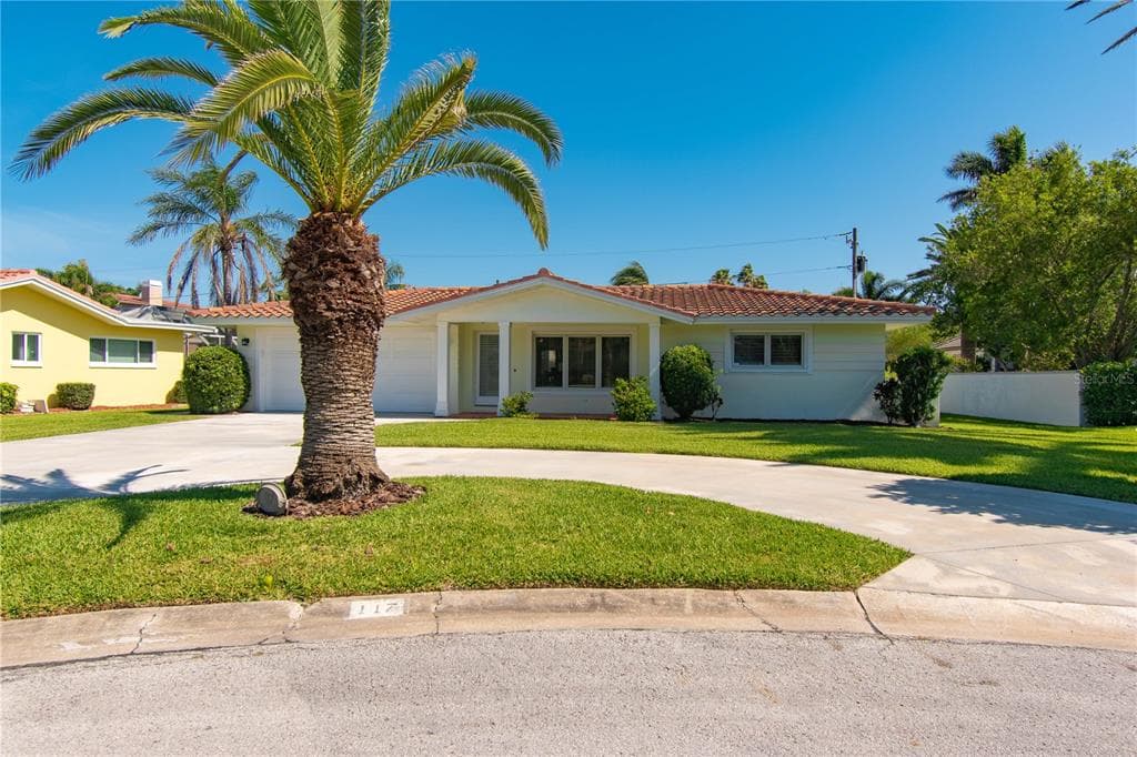 117 15TH STREET BELLEAIR BEACH, FL 33786