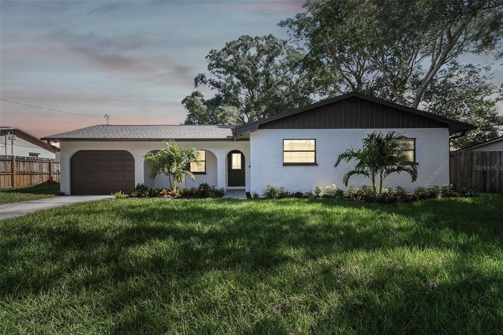 809 MONACO DRIVE TAMPA, FL 33613