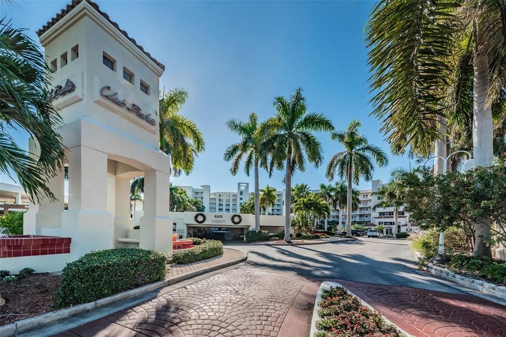 6093 BAHIA DEL MAR CIRCLE UNIT 178 ST PETERSBURG, FL 33715