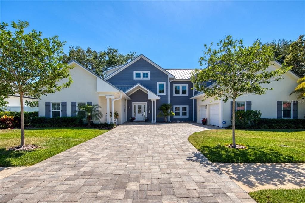 204 OSCEOLA ROAD BELLEAIR, FL 33756