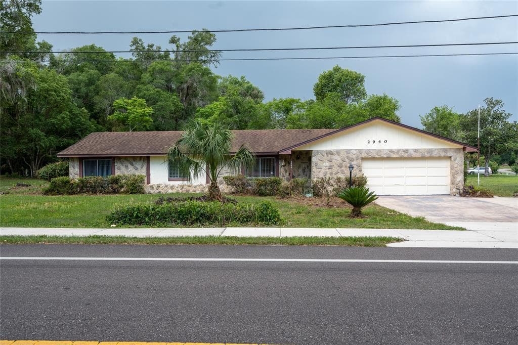 2940 GRAND AVENUE DELAND, FL 32720