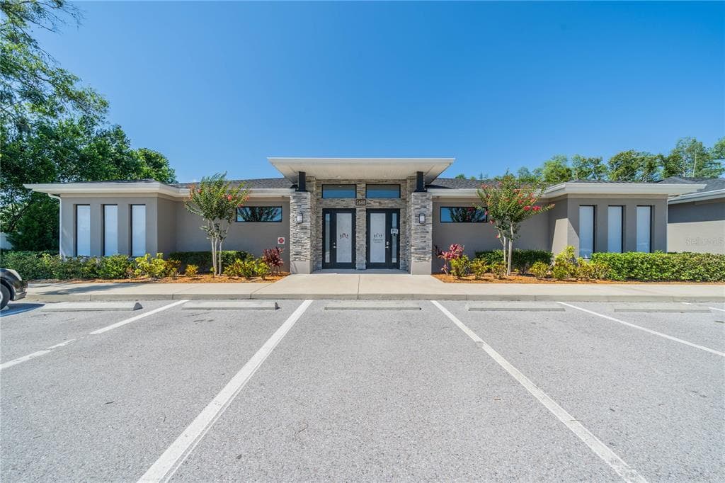 2688 STONEWOOD PARK LOOP LAND O LAKES, FL 34638