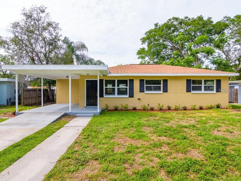 2921 W BURKE STREET TAMPA, FL 33614