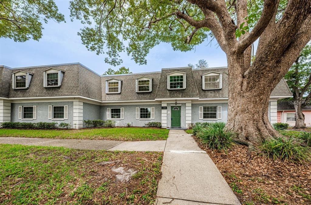 1708 BELLEAIR FOREST DRIVE UNIT B BELLEAIR, FL 33756