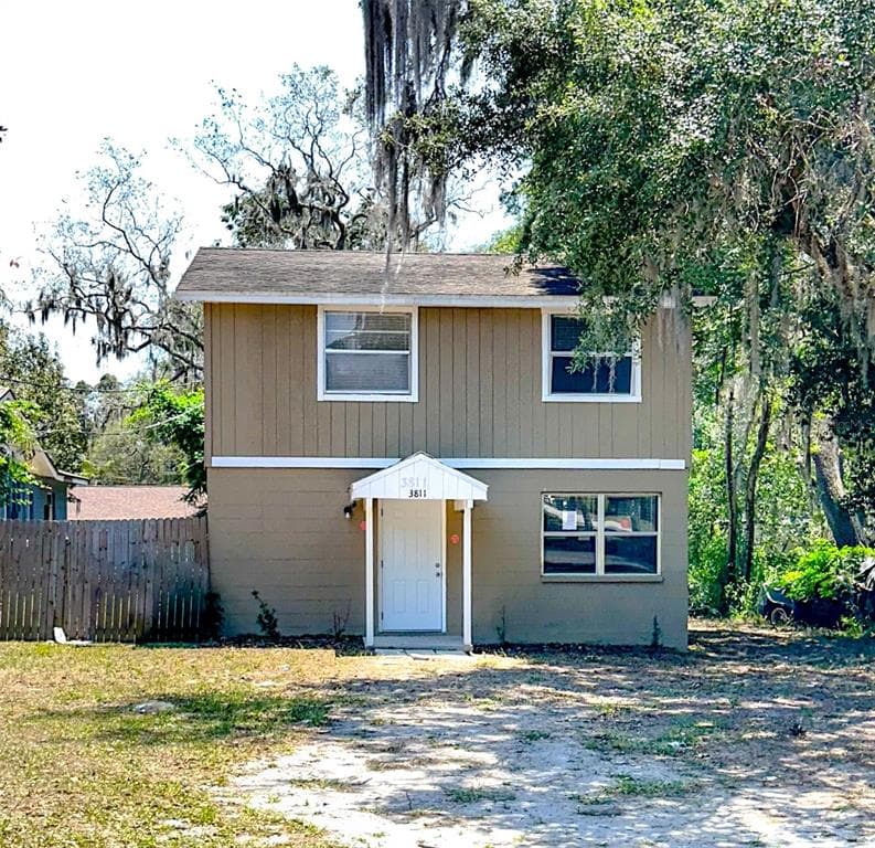 3811 E MILLER AVENUE TAMPA, FL 33604