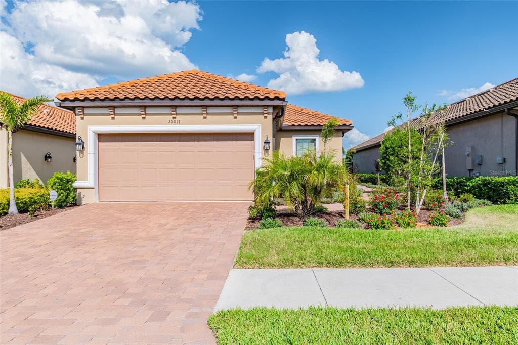 20017 CALLISTO HILL PLACE TAMPA, FL 33647