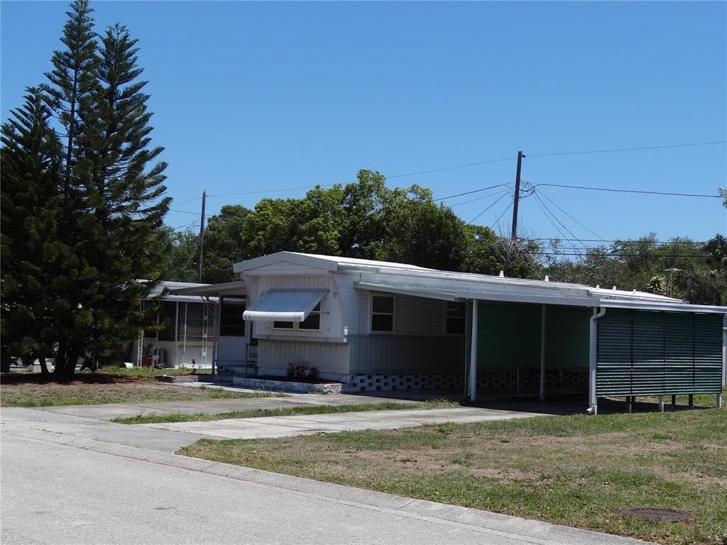 5211 77TH STREET N ST PETERSBURG, FL 33709