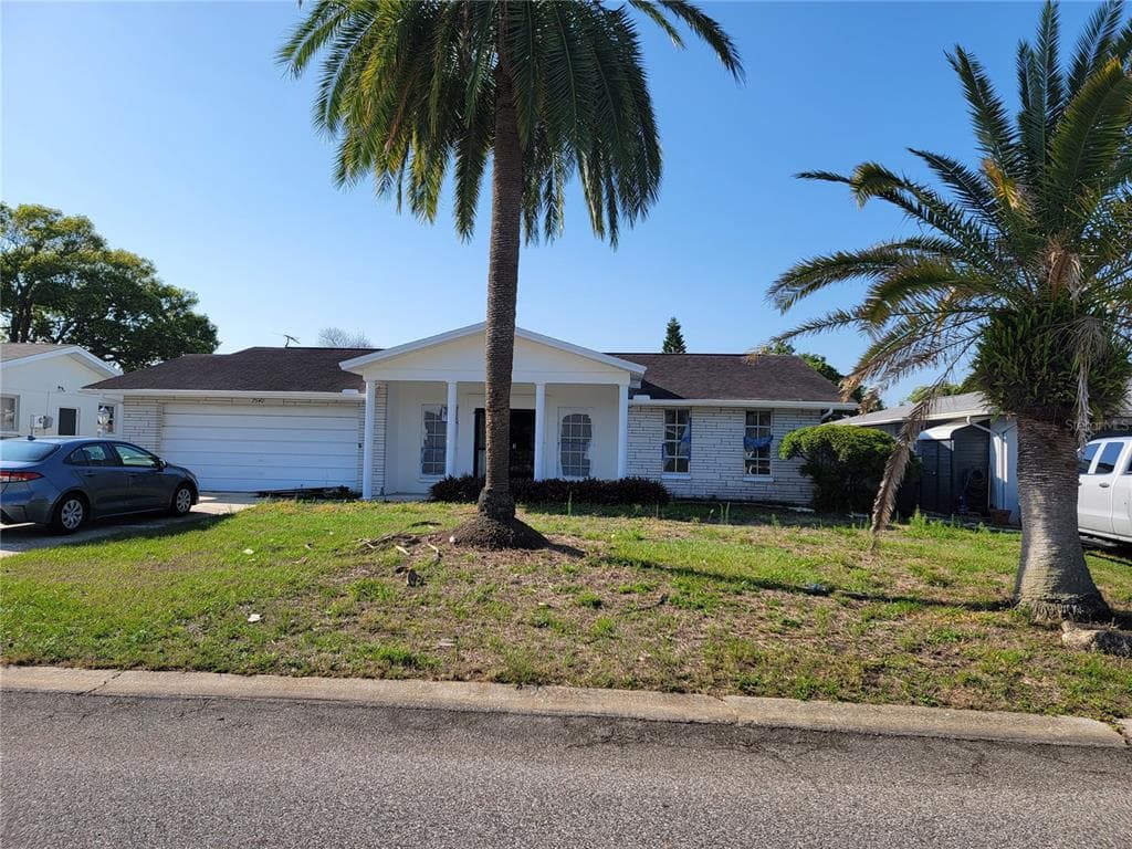 7540 BRIARWOOD DRIVE PORT RICHEY, FL 34668