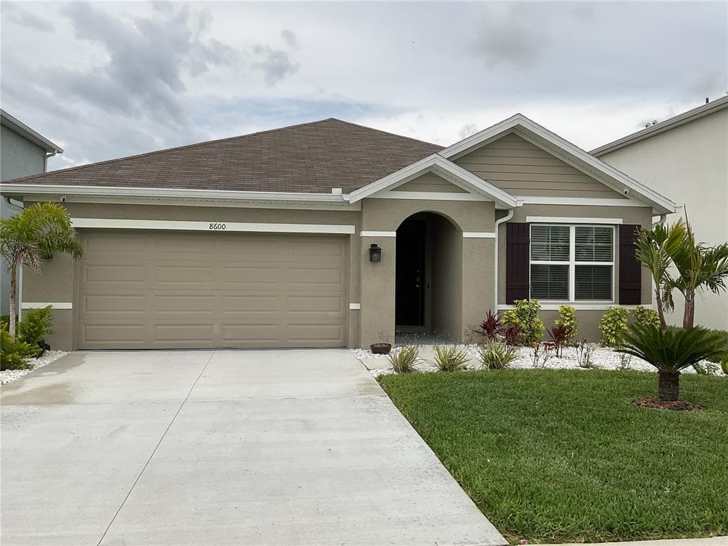 8600 HARDY BAY LOOP WESLEY CHAPEL, FL 33545