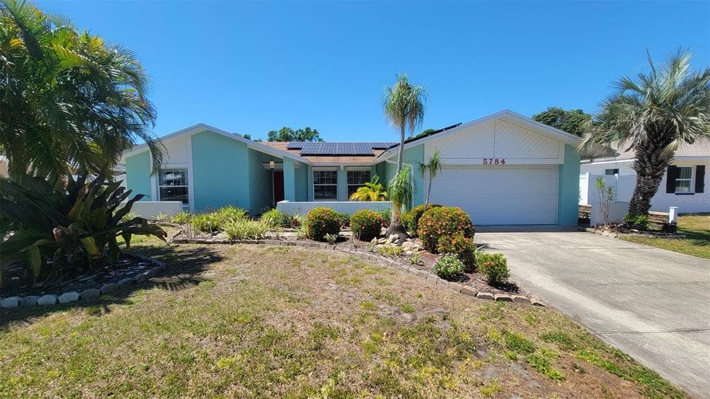 5784 BAY PINES LAKES BOULEVARD ST PETERSBURG, FL 33708