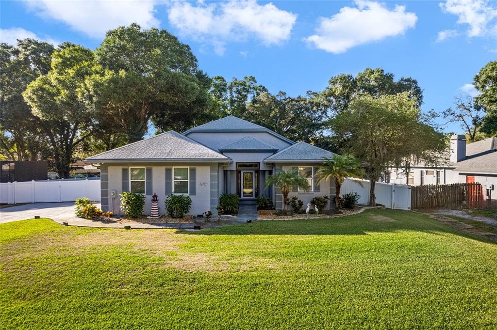 22304 STILLWOOD DRIVE LAND O LAKES, FL 34639