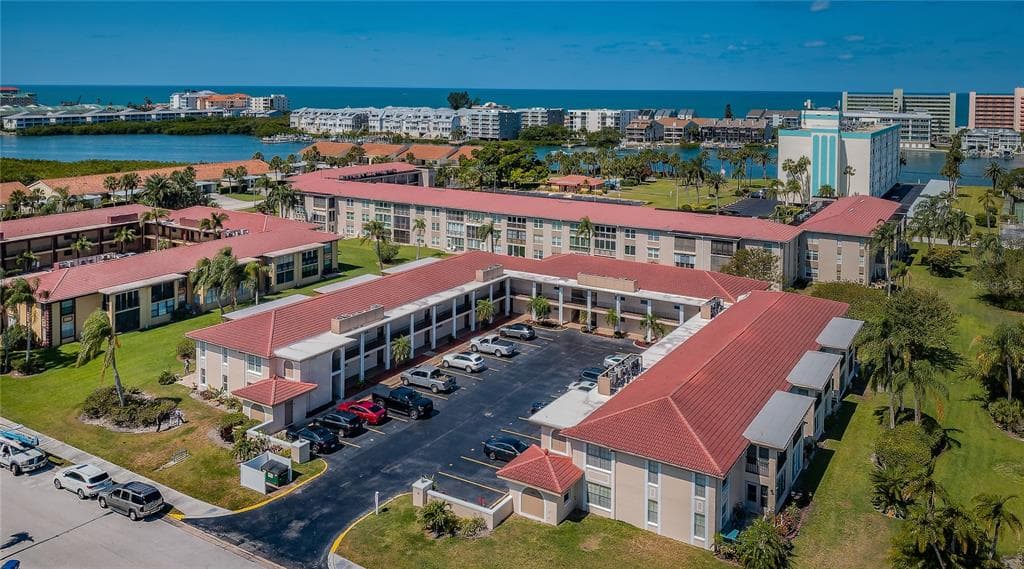 10280 IMPERIAL POINT DRIVE W UNIT 17 LARGO, FL 33774