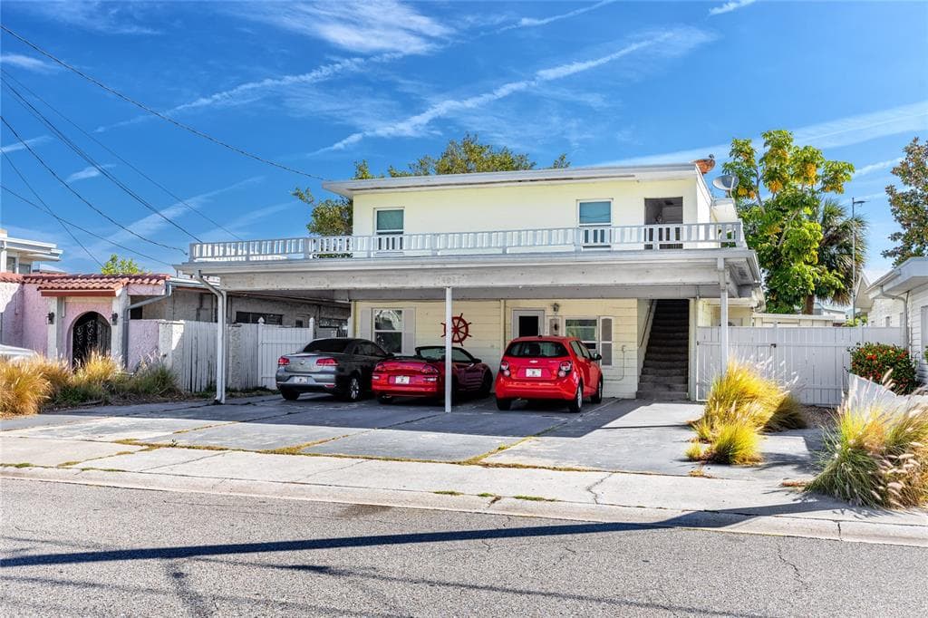 14967 1ST STREET E MADEIRA BEACH, FL 33708