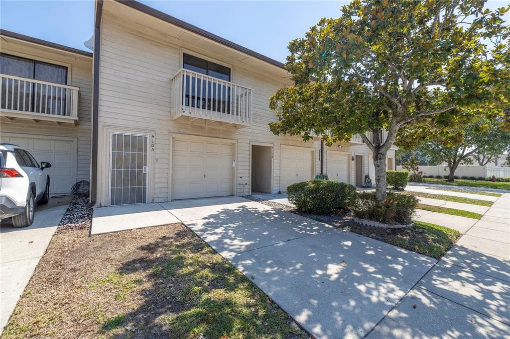 6310 93RD TERRACE N UNIT 4105
