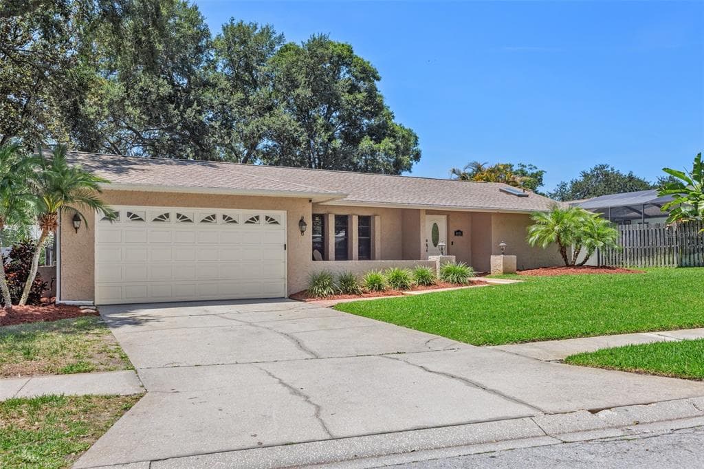 4955 MINEOLA PLACE PALM HARBOR, FL 34684