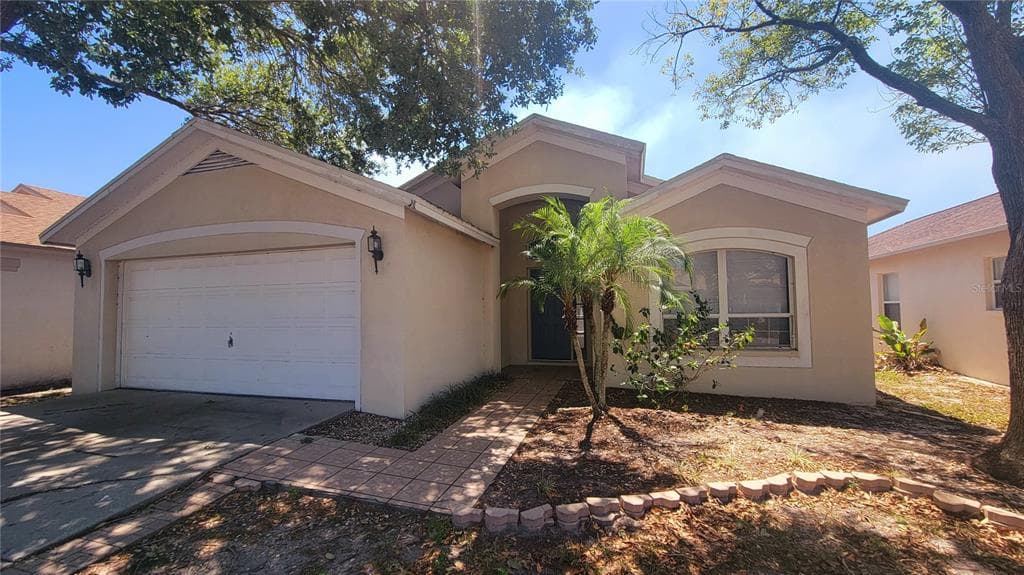 4310 HORSESHOE PICK LANE VALRICO, FL 33594