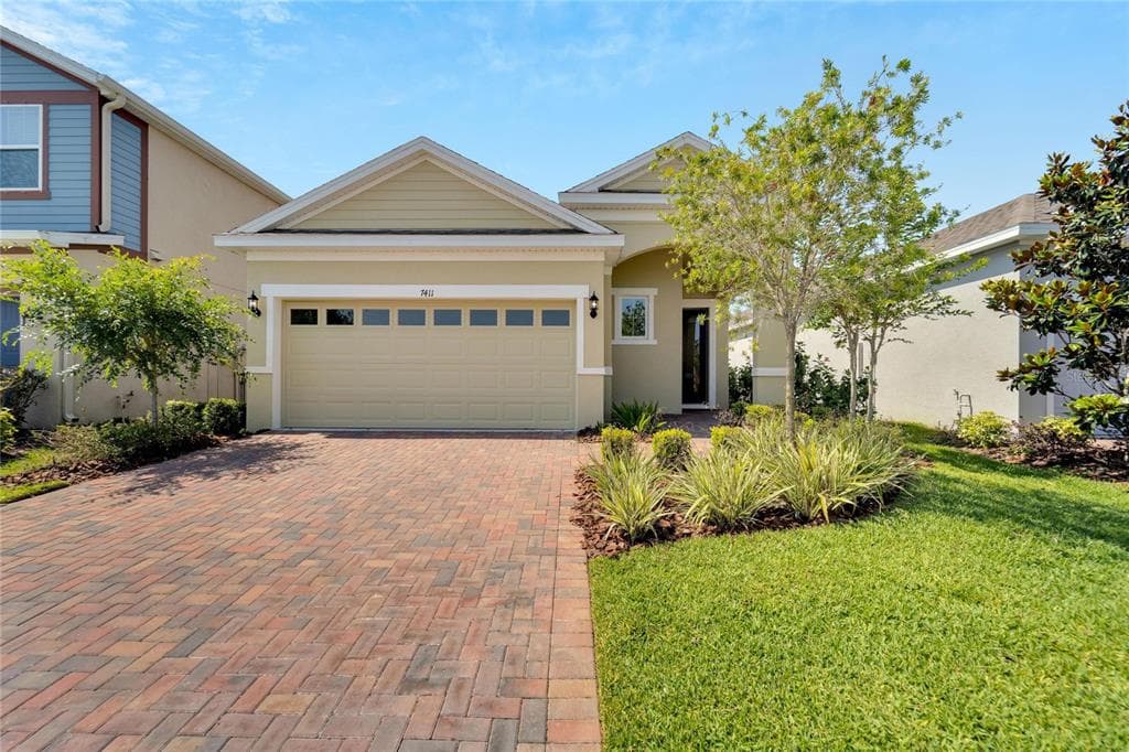 7411 SUNGOLD MEADOW COURT APOLLO BEACH, FL 33572
