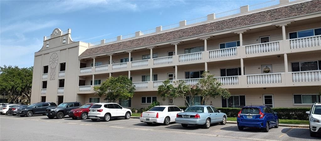 2170 AMERICUS BOULEVARD N UNIT 67 CLEARWATER, FL 33763