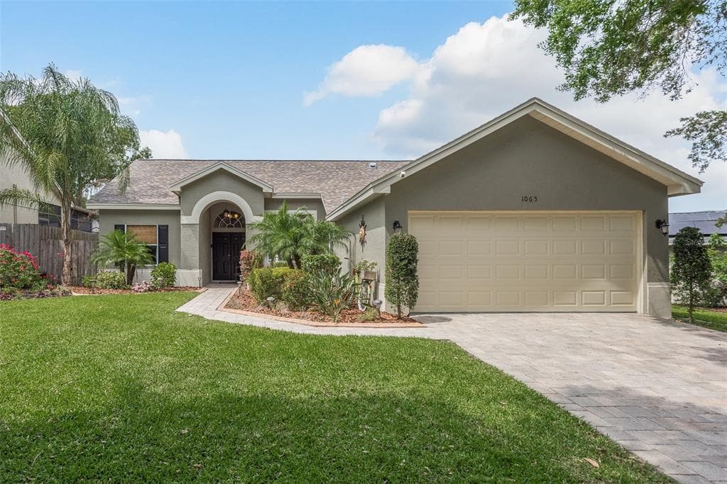 1065 CLIPPERS WAY TARPON SPRINGS, FL 34689
