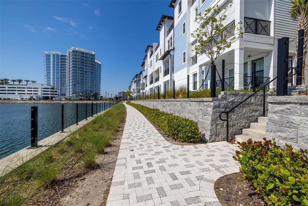 5351 BRIDGE STREET UNIT 58 TAMPA, FL 33611